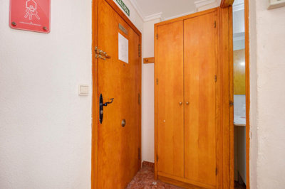 b05997a2fcb2b12a044cxlarge