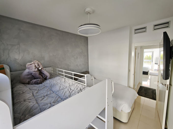 Image No.15-2 Bed Apartment for sale