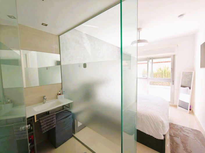 Image No.19-2 Bed Apartment for sale