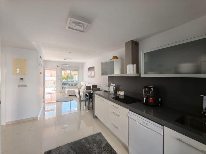 Image No.6-2 Bed Apartment for sale