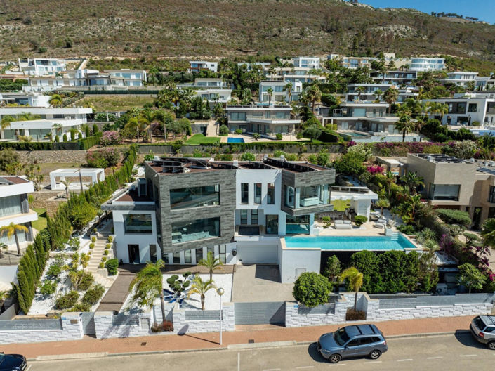 Image No.1-5 Bed Villa for sale