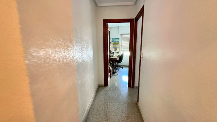 Image No.27-6 Bed Apartment for sale