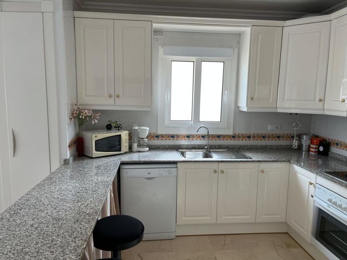 Image No.17-2 Bed Apartment for sale