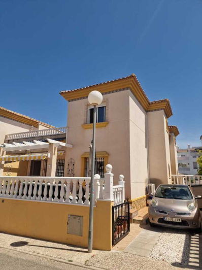 Image No.1-Villa de 3 chambres à vendre à Villamartin
