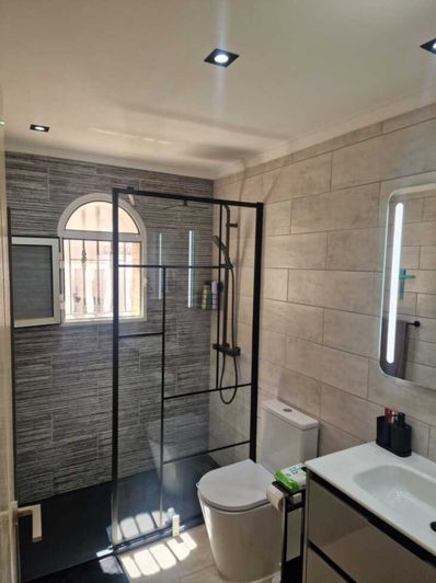 Image No.15-3 Bed Villa for sale