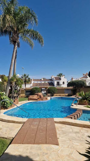 Image No.34-3 Bed Villa for sale