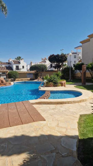 Image No.35-3 Bed Villa for sale