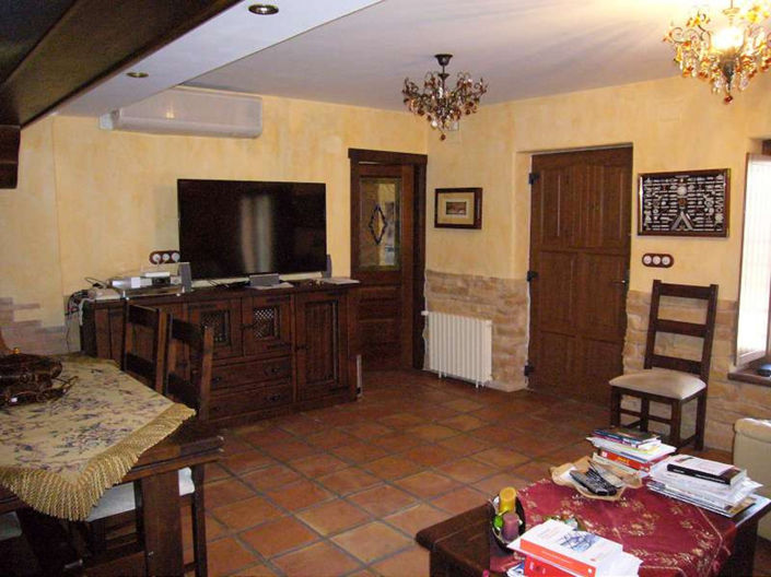 Image No.2-5 Bed Villa for sale