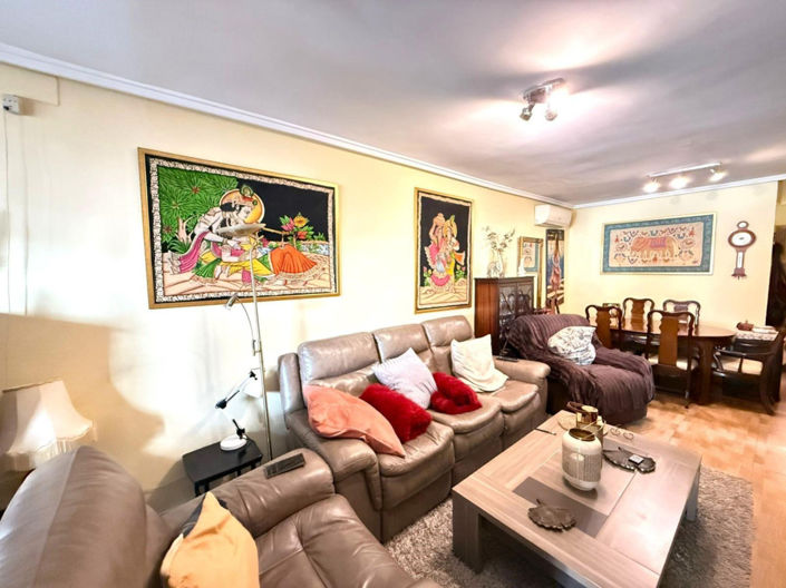 Image No.2-4 Bed Villa for sale