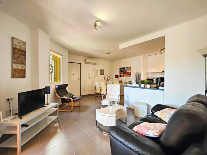 Image No.19-2 Bed Apartment for sale