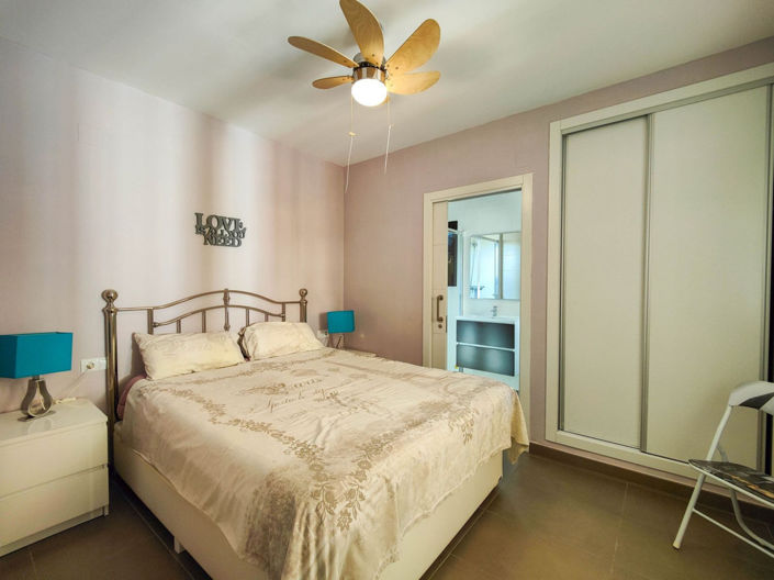 Image No.32-2 Bed Apartment for sale