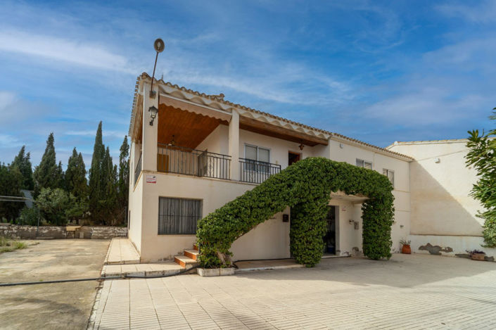 Image No.1-Villa de 4 chambres à vendre à Salinas