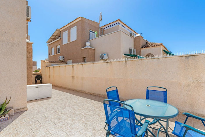 Image No.21-Villa de 2 chambres à vendre à Torrevieja