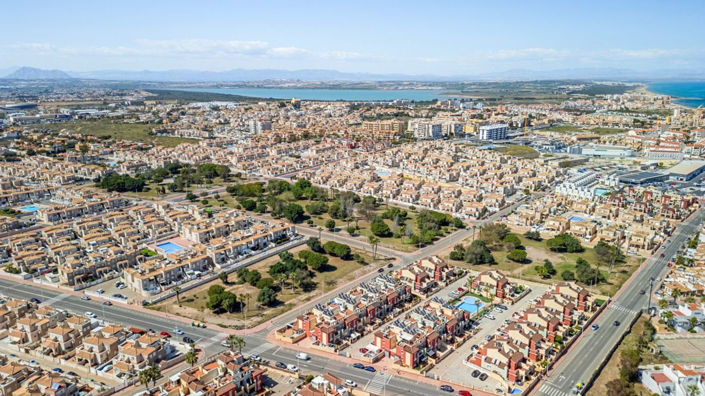 Image No.36-Villa de 2 chambres à vendre à Torrevieja