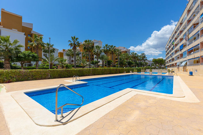 Image No.24-3 Bed Apartment for sale