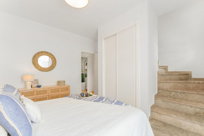 Image No.15-2 Bed Villa for sale