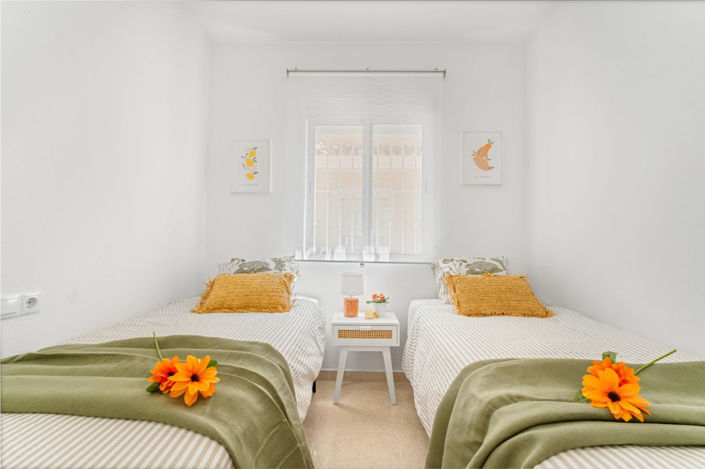 Image No.18-2 Bed Villa for sale