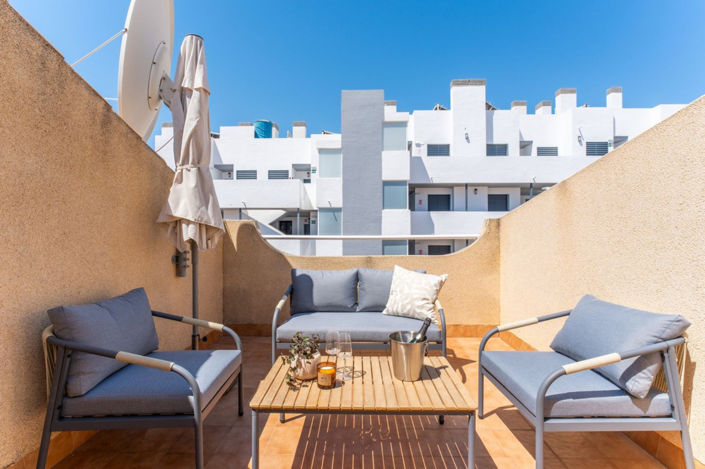 Image No.20-2 Bed Villa for sale