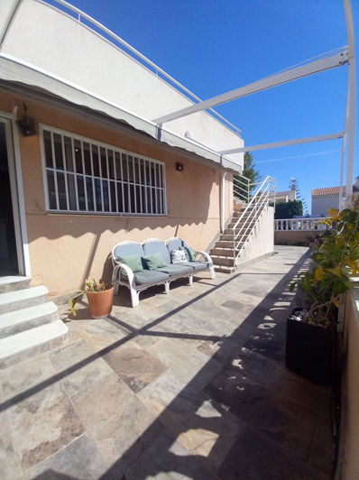 Image No.1-3 Bed Villa for sale