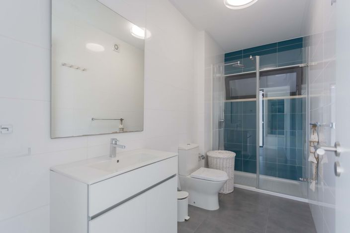 Image No.12-3 Bed Villa for sale