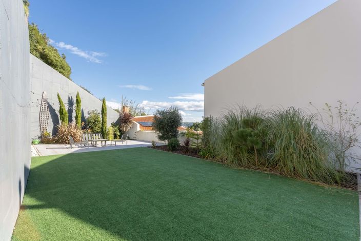 Image No.19-3 Bed Villa for sale