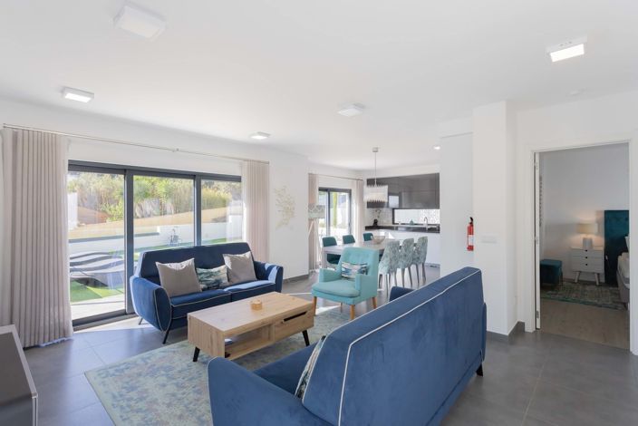 Image No.7-3 Bed Villa for sale