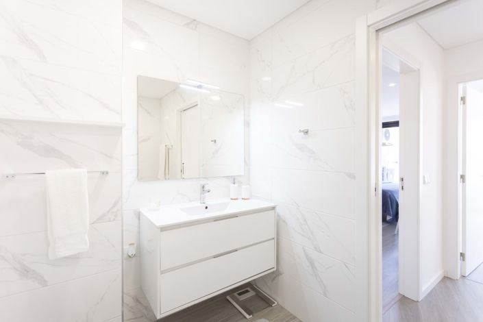 Image No.10-2 Bed Apartment for sale