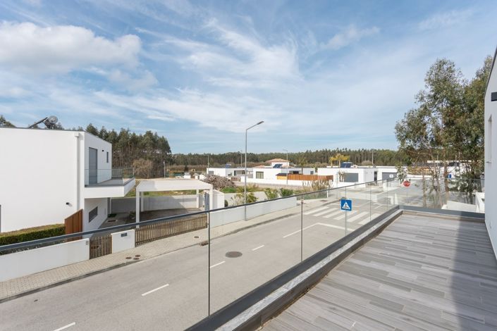 Image No.18-3 Bed Villa for sale