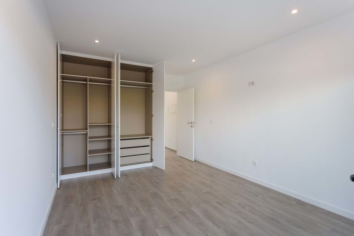 Image No.16-1 Bed Apartment for sale