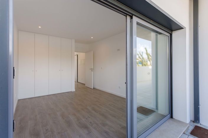 Image No.17-1 Bed Apartment for sale