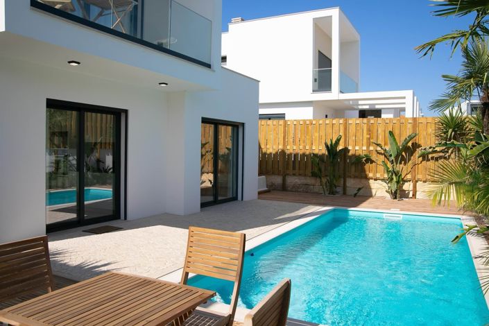 Image No.3-3 Bed Villa for sale