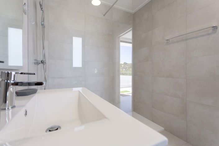 Image No.26-2 Bed Apartment for sale