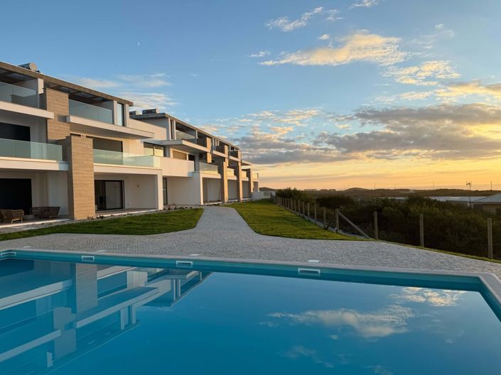 Image No.4-2 Bed Apartment for sale