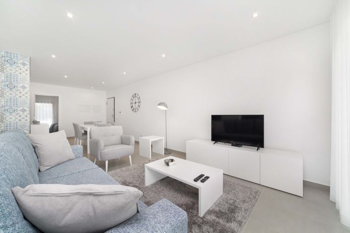 Image No.8-2 Bed Apartment for sale