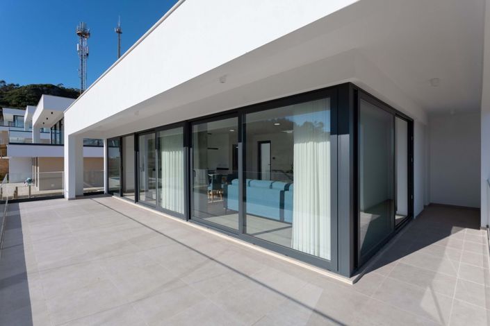 Image No.25-3 Bed Villa for sale