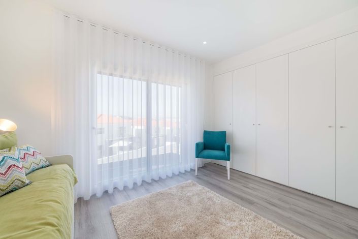 Image No.19-2 Bed Apartment for sale