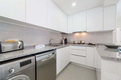 95-651259-78d1f4f8b6655591b02d22fabb36a692d73