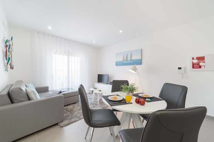 Image No.9-2 Bed Apartment for sale