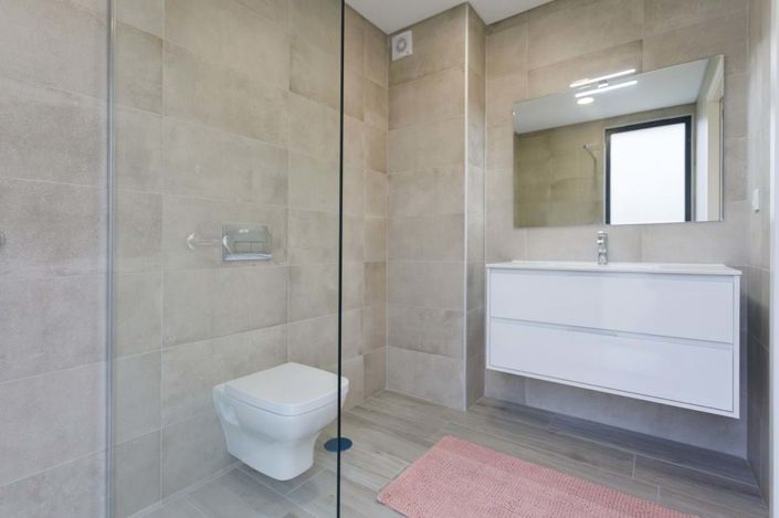 Image No.18-2 Bed Apartment for sale