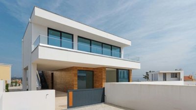 95-663489-78d1f4f8b6655591b02d22fabb36a692d73