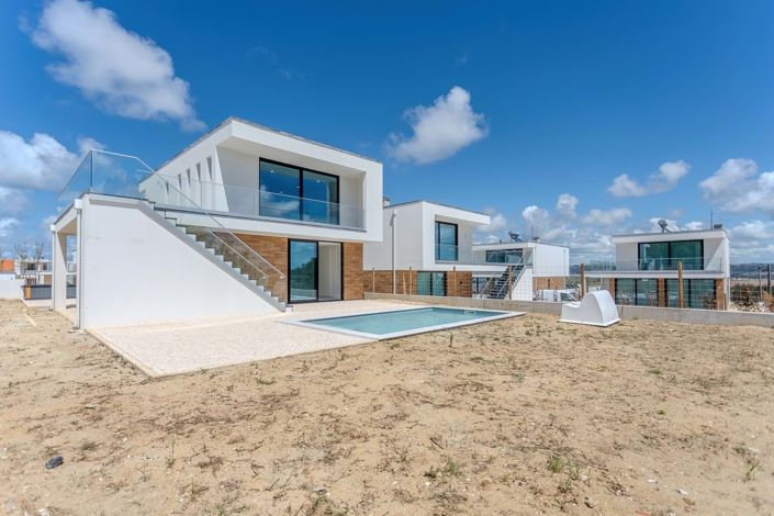 Image No.17-3 Bed Villa for sale