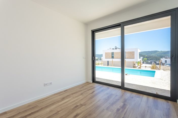 Image No.13-3 Bed Villa for sale