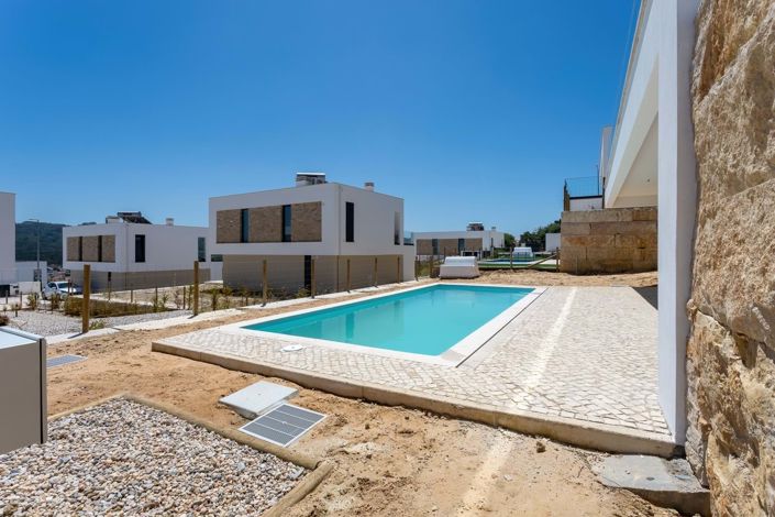 Image No.19-3 Bed Villa for sale