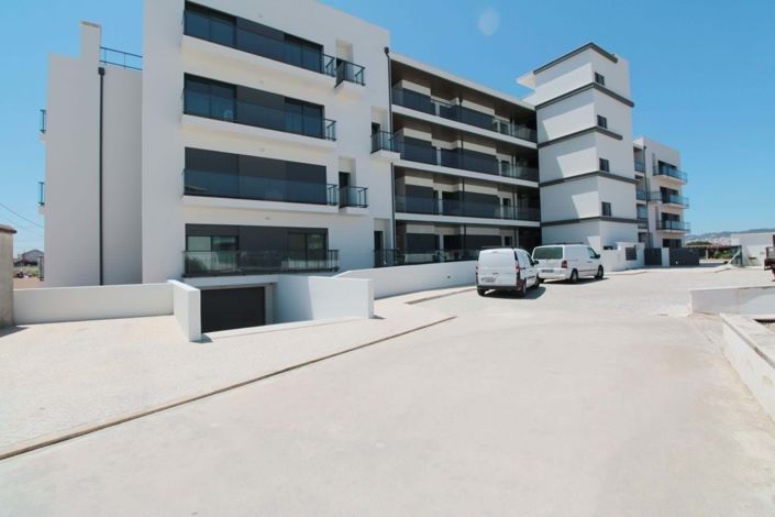 Image No.26-2 Bed Apartment for sale