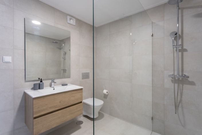Image No.17-2 Bed Apartment for sale