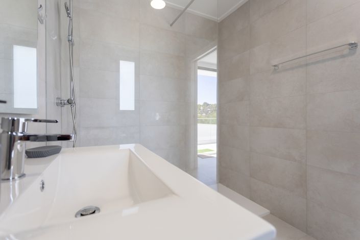 Image No.26-2 Bed Apartment for sale