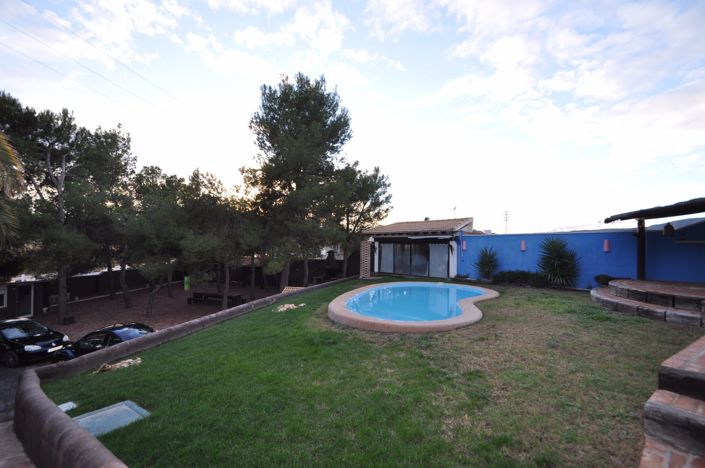 Image No.1-3 Bed Villa for sale
