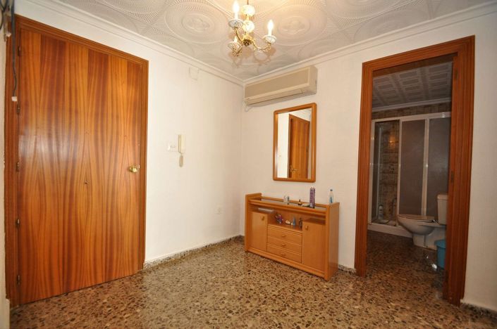 Image No.25-3 Bed Townhouse for sale