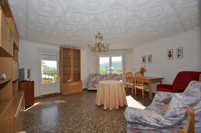 Image No.3-3 Bed Townhouse for sale
