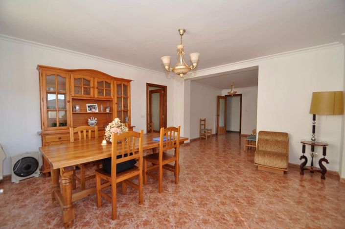 Image No.4-3 Bed Townhouse for sale